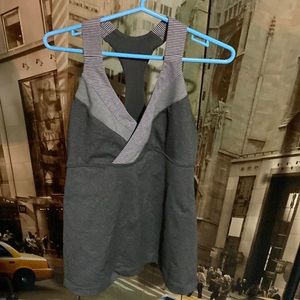 EUC Lululemon size 6 grey tank